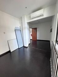 A'posh Bizhub (D27), Factory #497877411